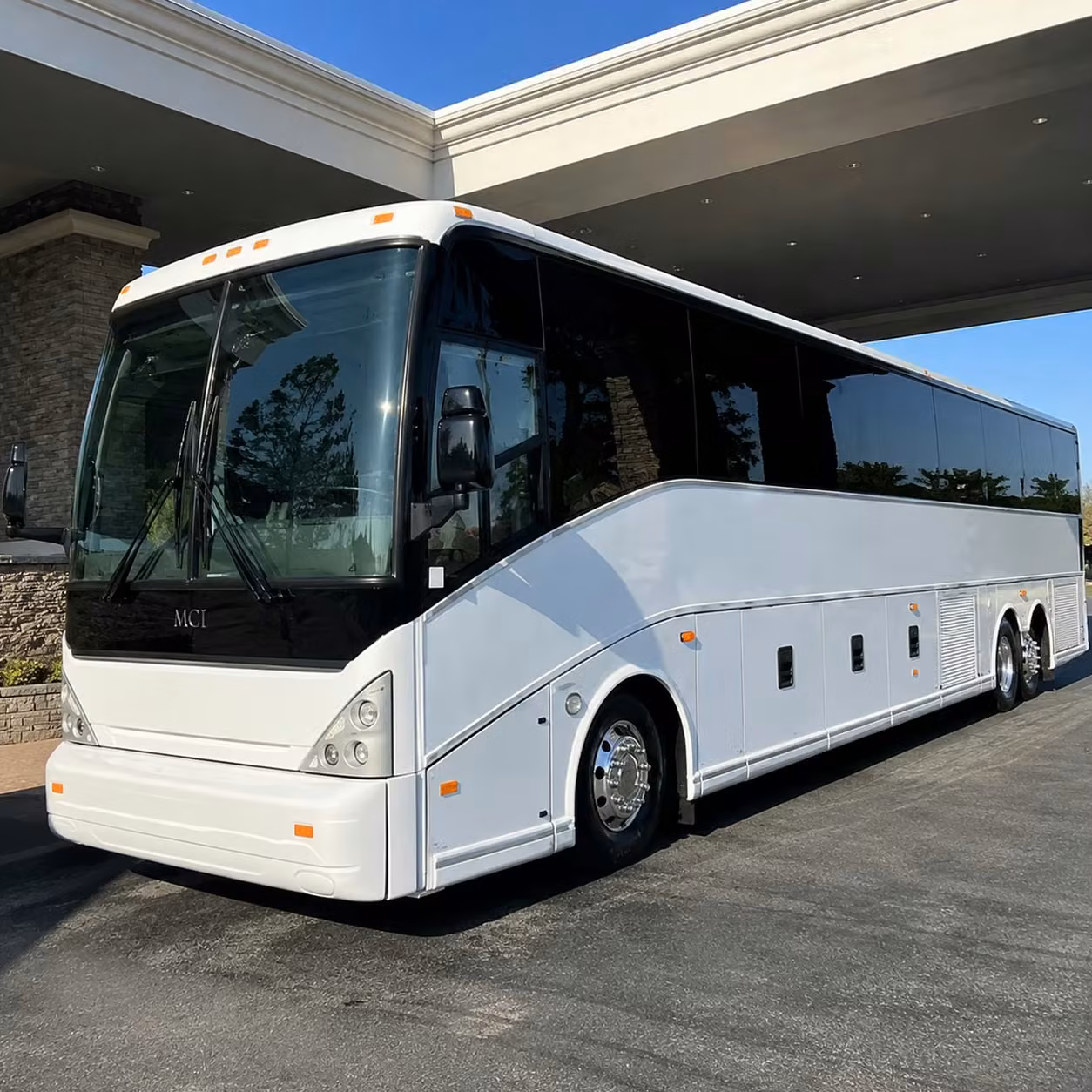 dekalb peachtree airport transfers for smaller groups and private flights