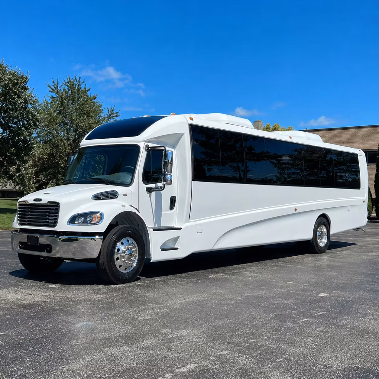 peachtree corners 25 passenger minibus rental